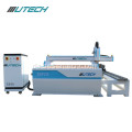 4-Achs-CNC-Fräsmaschine mit drehbarem Aufsatz